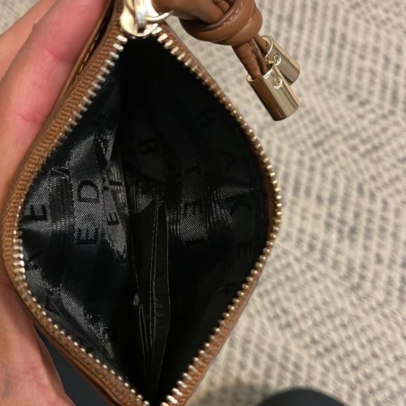 Beautiful - Picture 3 of 6